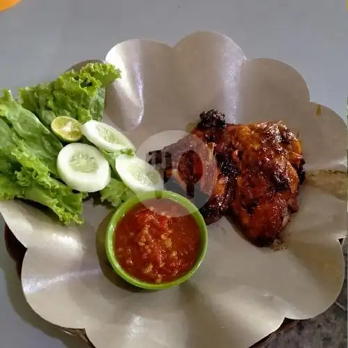 Gambar Makanan Ayam Bakar Madu Solo, Taman Dakota 1 9