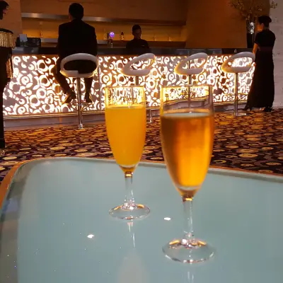 Crystal Lobby Lounge - Hotel Grand Mercure Harmoni