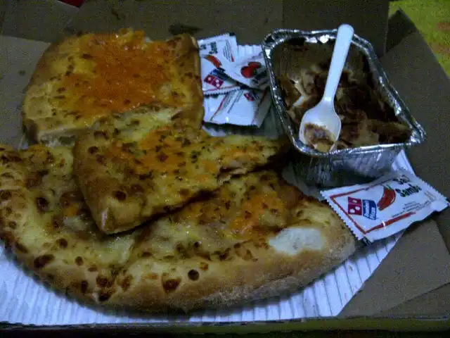 Gambar Makanan Domino Pizza 13