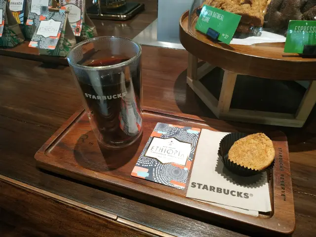 Gambar Makanan Starbucks Reserve 8