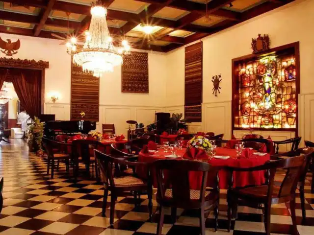 Gambar Makanan Oasis Heritage Restaurant 16