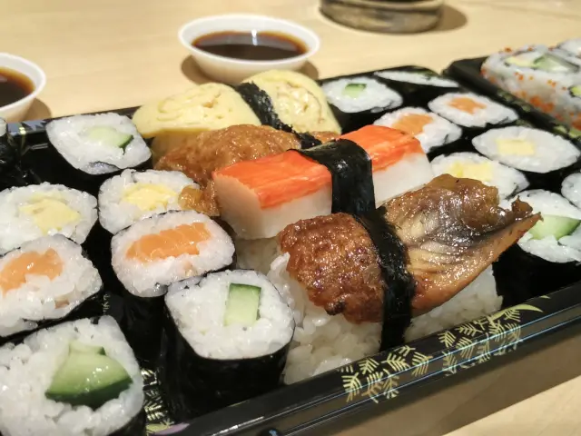 Gambar Makanan Sushi Kiosk 3