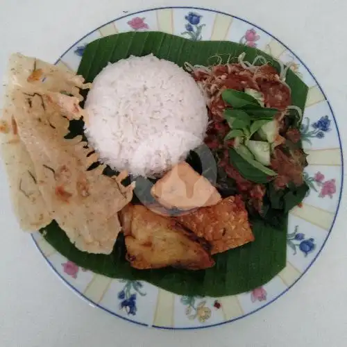 Gambar Makanan Wr. Muslim Nasi Pecel Bu Sri, Denpasar Barat 2