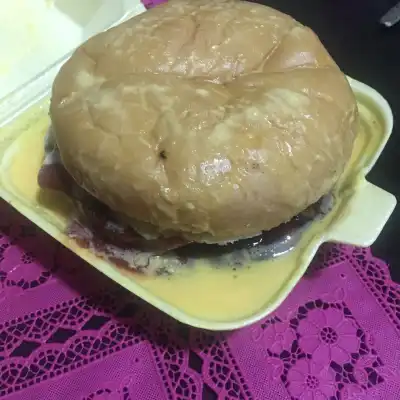 Burger Cheese Banjir