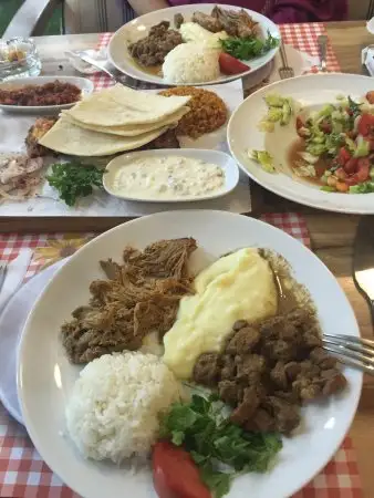 Tasfirin'nin yemek ve ambiyans fotoğrafları 1