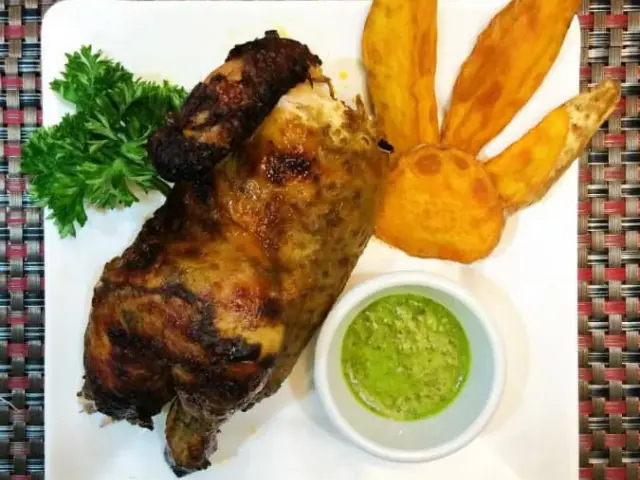 Inca Chicken Food Photo 17