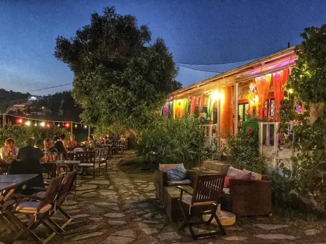 Hayat Cafe Bar'nin yemek ve ambiyans fotoğrafları 2