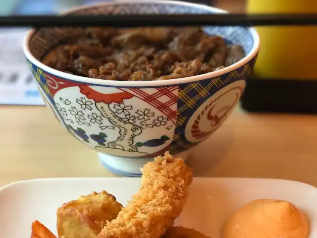 Gambar Makanan Yoshinoya (吉野家) 7