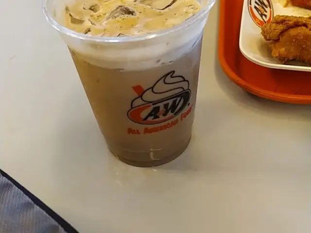 Gambar Makanan A&W Bandara Juanda 19