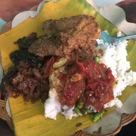 Gambar Makanan Gudeg Mbah Lindu 18