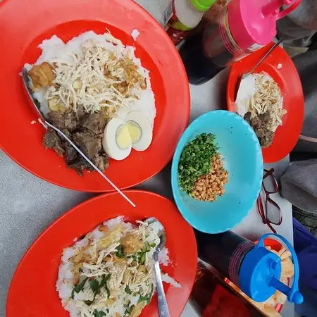 Bubur Ayam Mang Haji Oyo Tea