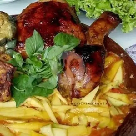 Gambar Makanan Ayam Bakar Mentega Lalapan Mbak Ni-yeh, Mayjend Sutoyo 11