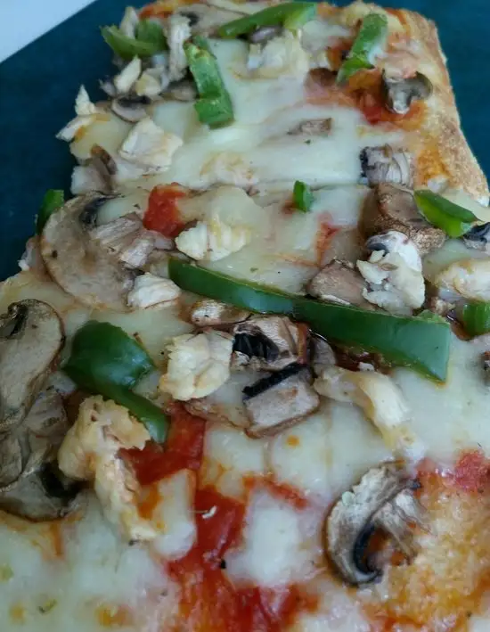 Gambar Makanan Crust - NotOnlyPizza 12