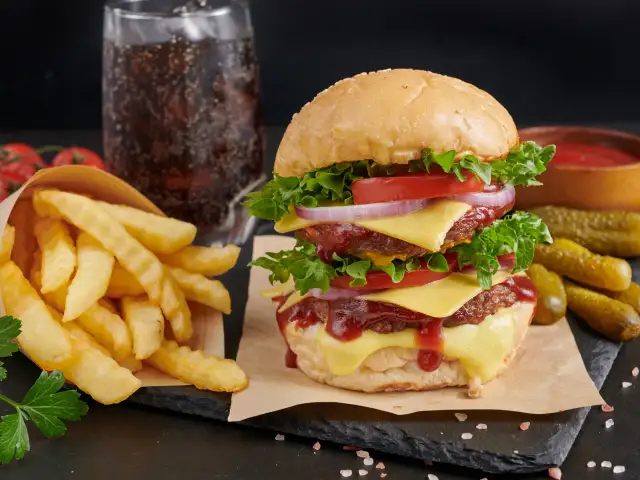 Öküz Burger'nin yemek ve ambiyans fotoğrafları 1