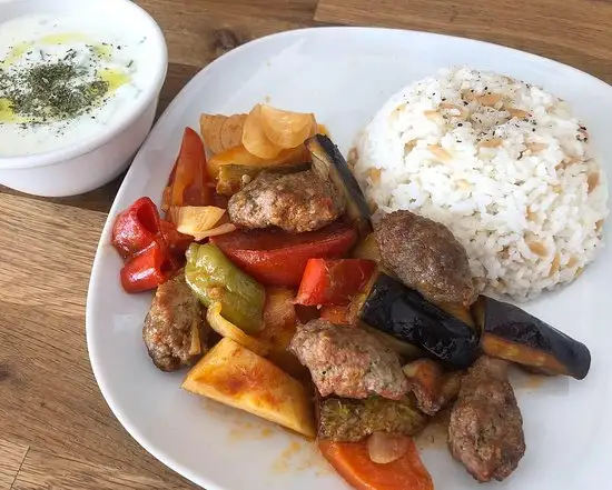 Zeytin Makarna'nin yemek ve ambiyans fotoğrafları 1