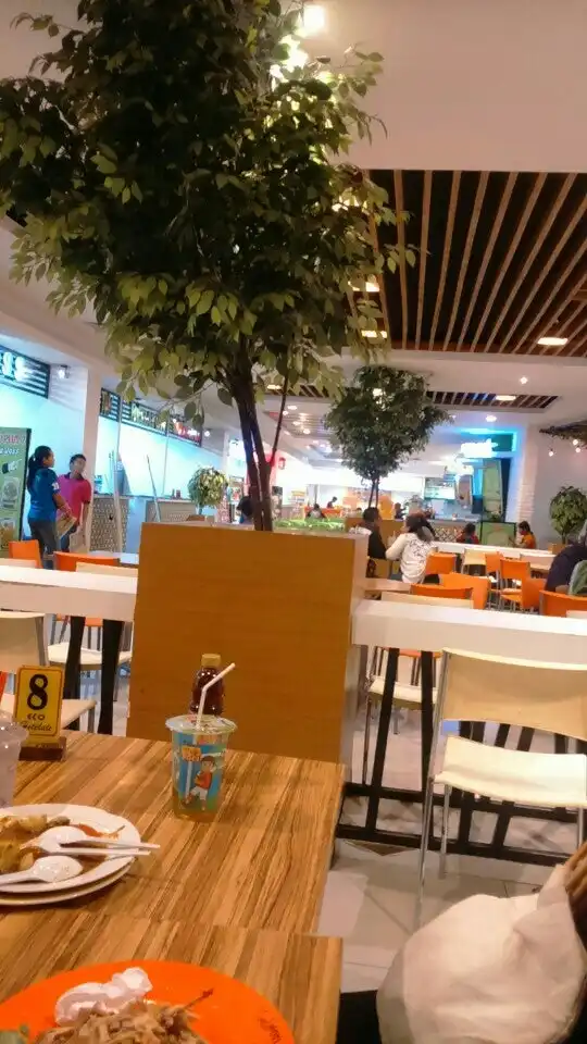 Food Park Kediri Mall