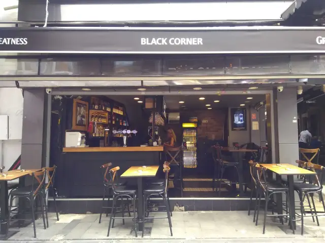 Black Corner'nin yemek ve ambiyans fotoğrafları 3