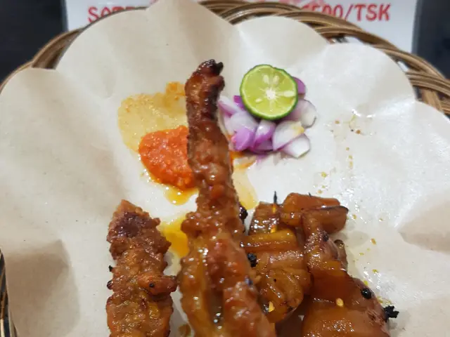 Gambar Makanan Sate Babi Moro Seneng 10