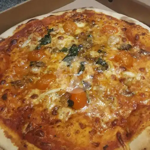 Gambar Makanan Home Pizza, Semat Raya 16