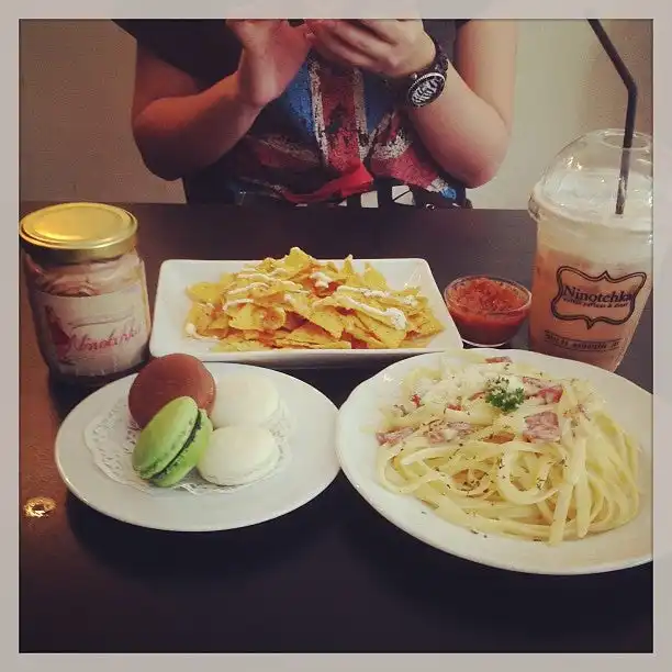 Gambar Makanan Ninotchka Coffee Parlour & Diner 9