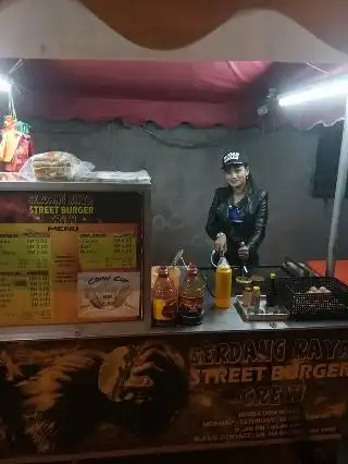 Serdang Raya Street Burger Crew Food Photo 2