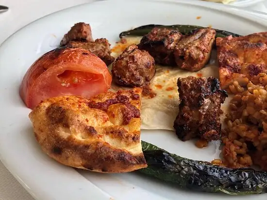 Develi Restaurant'nin yemek ve ambiyans fotoğrafları 5