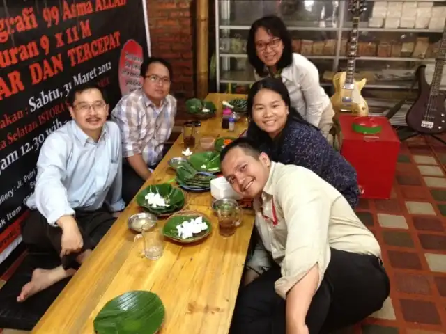 Gambar Makanan Warung Pak Item, Taman Sari, Karawaci 4