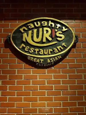 Naughty Nuri&apos;s Warung Food Photo 4