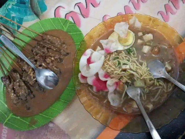 Gambar Makanan Mie Rebus & Sate Oranyono 10