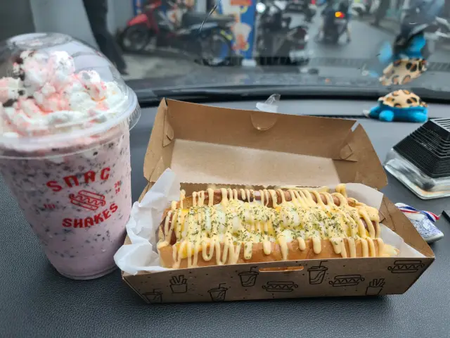 Gambar Makanan Snag & Shakes 4