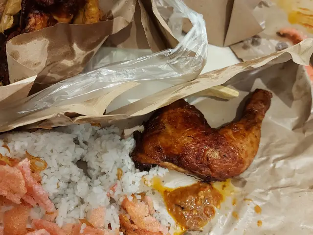 Gambar Makanan Nasi Uduk Ayam Goreng Remaja Cikini 4