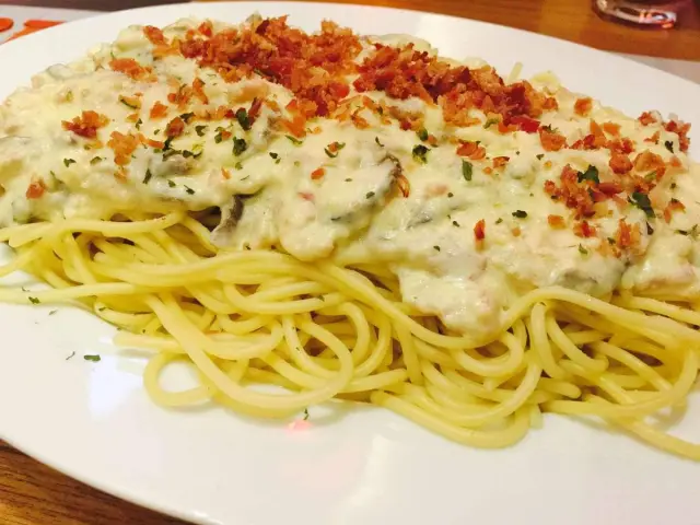 Shakey's Food Photo 8