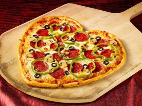 Mad For Pizza Food Photo 11