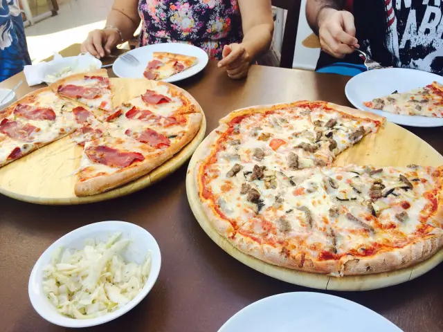Pizzacı Avni'nin yemek ve ambiyans fotoğrafları 3