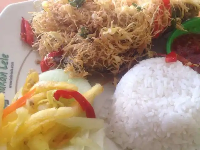 Gambar Makanan Pecel Lele Lela 18