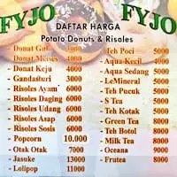 Gambar Makanan Potato Donuts & Risoles 1