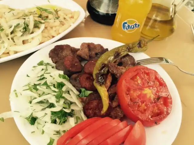 zeytindag Demirci lokantası'nin yemek ve ambiyans fotoğrafları 1