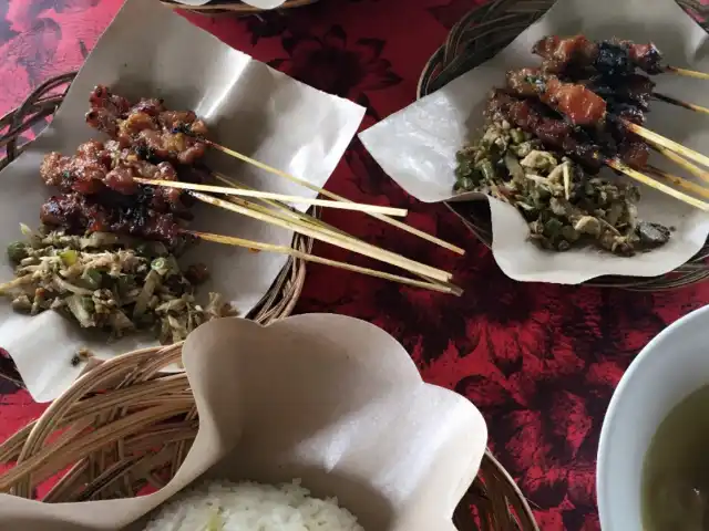 Gambar Makanan Warung Sate Nyoman Bledor 9