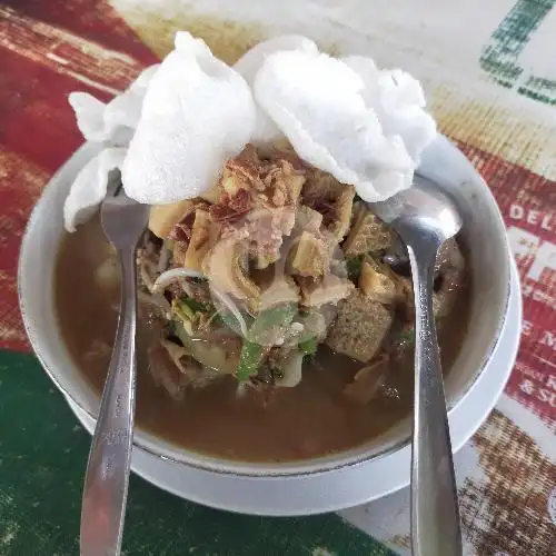 Gambar Makanan Warung Rujak Soto Banyuwangi, Kuta 2