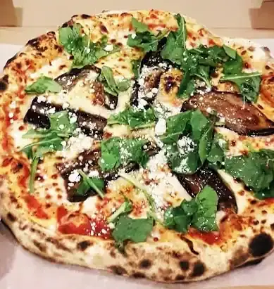 Pizzeria 450 °C'nin yemek ve ambiyans fotoğrafları 9