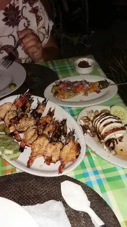 Beachcomber Boracay Bar and Restaurant Food Photo 1