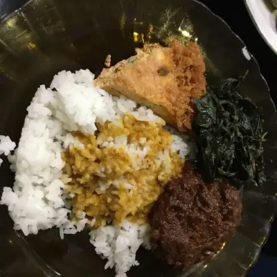 Rumah Makan Padang Bu Mus