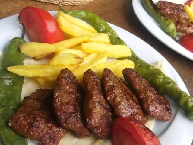 Zeren Et Kasap Izgara'nin yemek ve ambiyans fotoğrafları 19