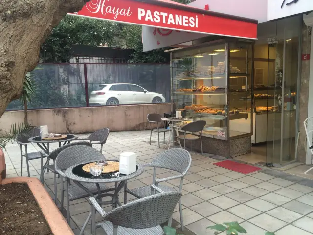 Hayat Pastanesi'nin yemek ve ambiyans fotoğrafları 2