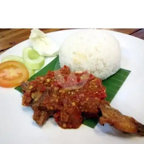 Gambar Makanan Ayam geprek Ayam goreng Bu Hj, Cempaka Putih Tengah 4