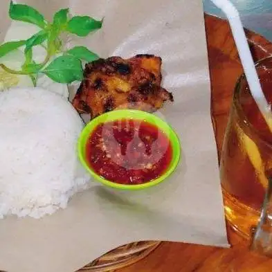 Gambar Makanan Lalapan Kaconk Pojhur, Jl.meratus Dalam Rt42.no.64 5