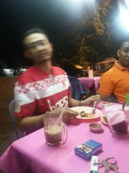 kedai kopi german unta di padang pasir