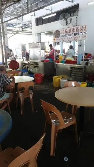 1997 Restaurant hawker stall