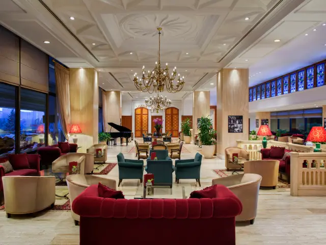 Lobby Lounge - Hilton İstanbul Bosphorus'nin yemek ve ambiyans fotoğrafları 7