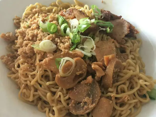 Gambar Makanan Bakmi Terang Bulan (Sin Chiaw Lok) 6